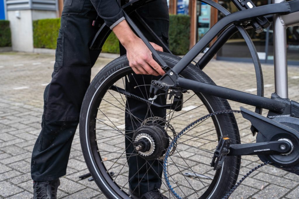 Ontwarren Polair aan de andere kant, Gestrand met een lekke band? - Alles over E-bikes