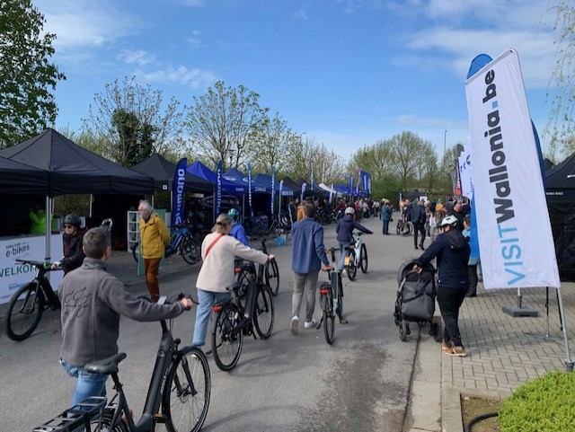 Veel volk en zon op het Alles over e-Bikes Test Event in Grimbergen!