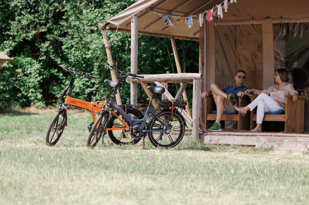 Compact, krachtig en comfortabel: de elektrische plooifietsen van Lacros