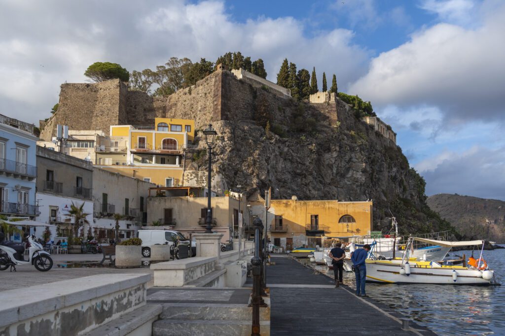 E-biken op de Eolische Eilanden